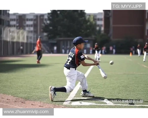 世锦赛特别报道：成都羽毛球队如何实现全面转型与突破之路