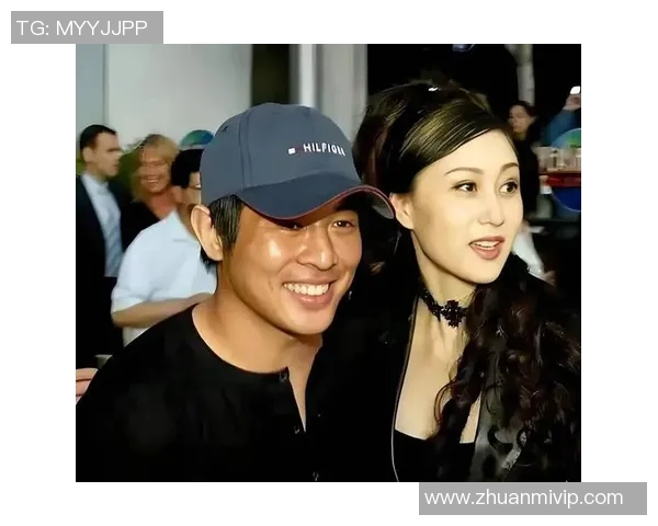 冬青：美国足球明星的崛起与传奇人生之路