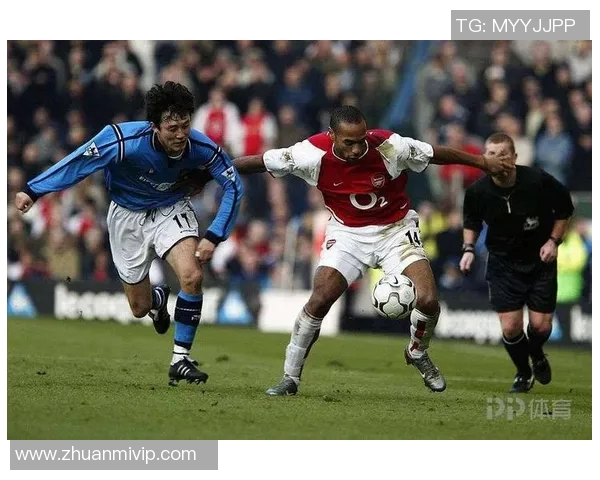 南京篮球队战术解析：聚焦团队协作与攻防策略的深度探讨