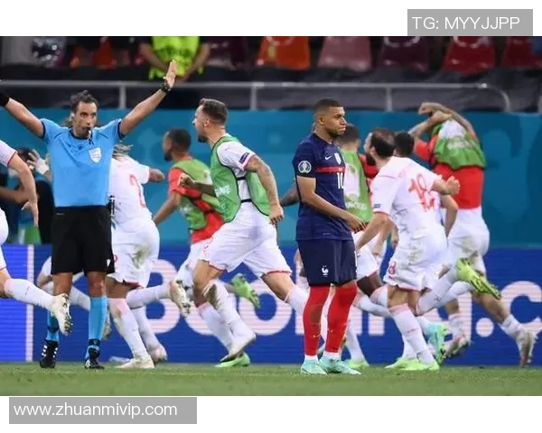 法国足球优雅之星：他如何在绿茵场上展现魅力与风采